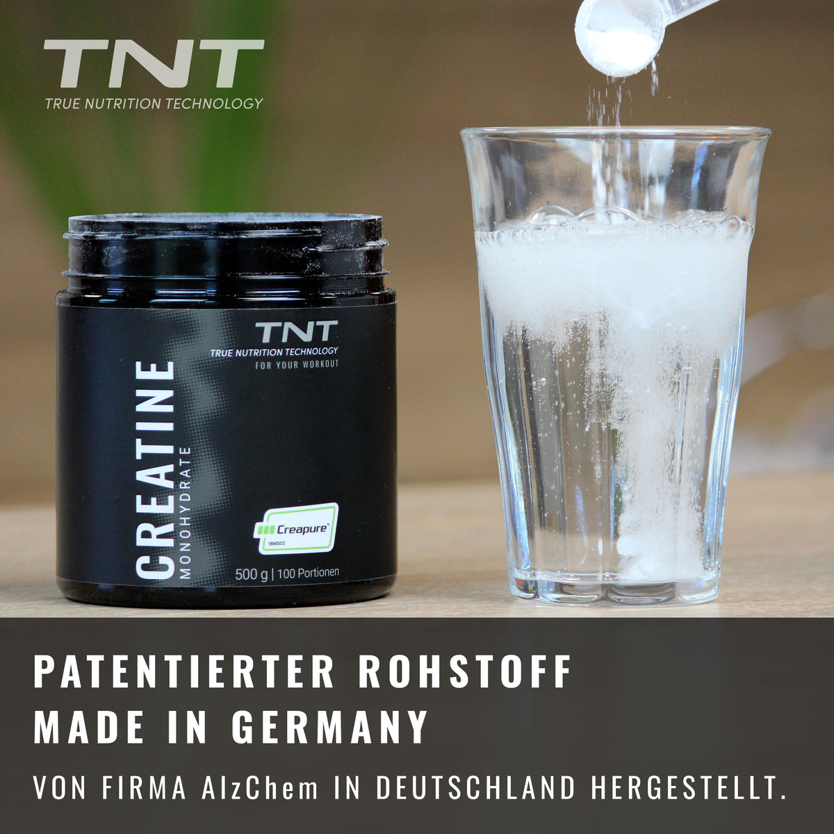 TNT Creatine Monohydrate – Creapure® Rohstoff von AlzChem, in Wasser angerührt